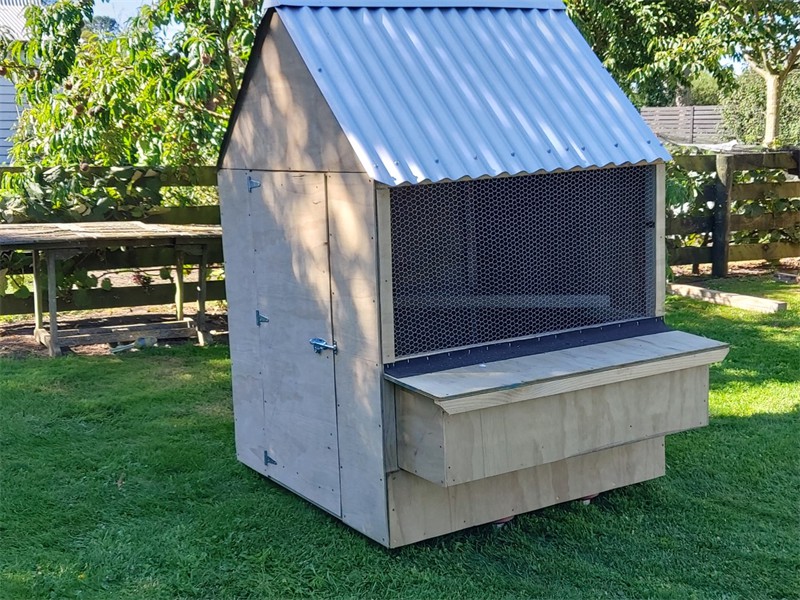 Small Hen House